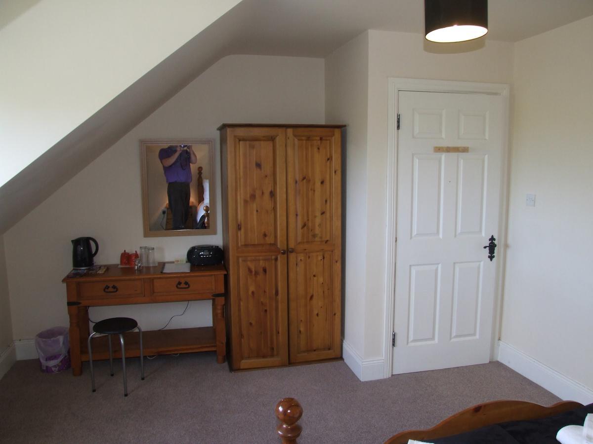 The Curragh Country House Accommodation Newbridge  Zimmer foto
